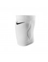 NK Streak Volley Knee Pad