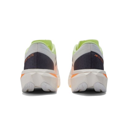 New Balance NB FuelCell SuperComp Elite v4 · foto 4