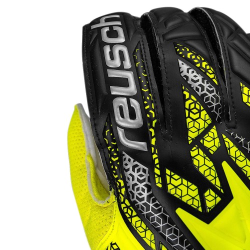 Reusch Attrakt Solid
