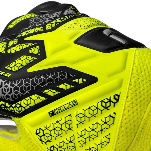 Reusch Attrakt Solid