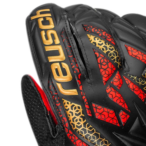 Reusch Attrakt Solid