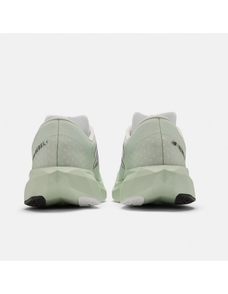 New Balance NB FuelCell Rebel v4 · foto 4