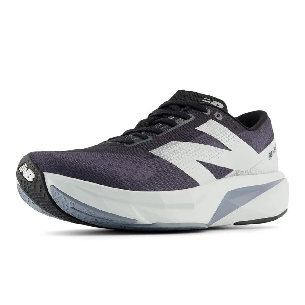 New Balance NB FuelCell Rebel v4 · foto 3