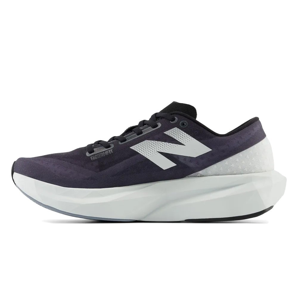New Balance NB FuelCell Rebel v4 · foto 2