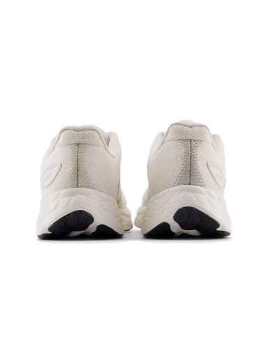 NB Fresh Foam 680 v8