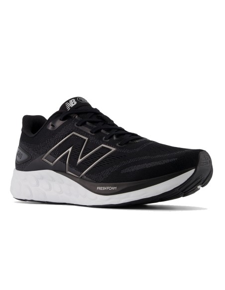 NB Fresh Foam 680 v8