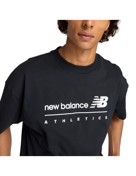 NB Linear Graphic T-Shirt