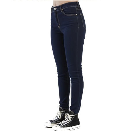 Mistral Jean Roma