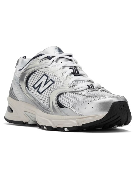 NB 530 Negro | Capaccioni Deportes