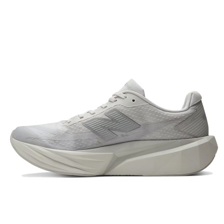 NB FuelCell Rebel v5 Gris | Capaccioni Deportes 2