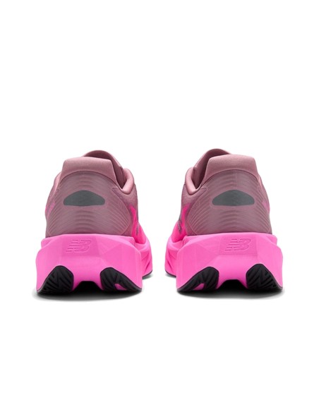 NB FuelCell Rebel v5 Rosa | Capaccioni Deportes