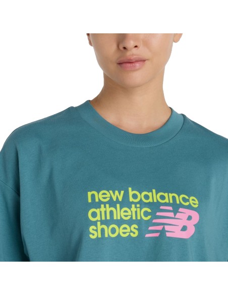 NB Athletics Premium Chest Logo Cropped T-Shirt Verde | Capaccioni Deportes