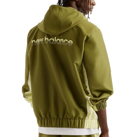 NB Trackside Woven Jacket Negro | Capaccioni Deportes 2